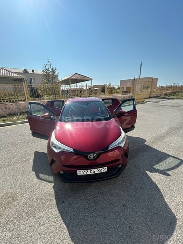 Toyota C-HR 2017, 117,000 km - 2.0 l - Bakı