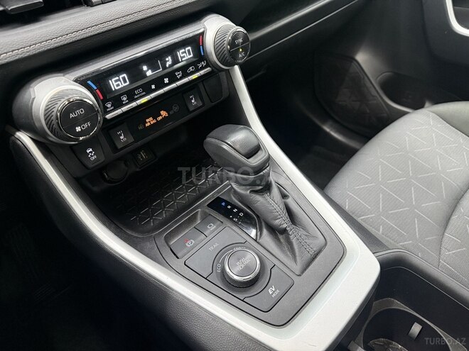 Toyota RAV4 2024, 83,200 km - 2.5 l - Bakı