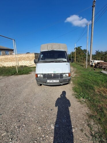 GAZ 33021 1999, 182,000 km - 2.4 l - Qusar