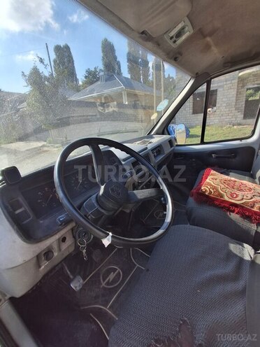 GAZ 33021 1999, 182,000 km - 2.4 l - Qusar