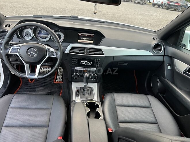Mercedes C 250 2014, 245,000 km - 1.8 л - Bakı