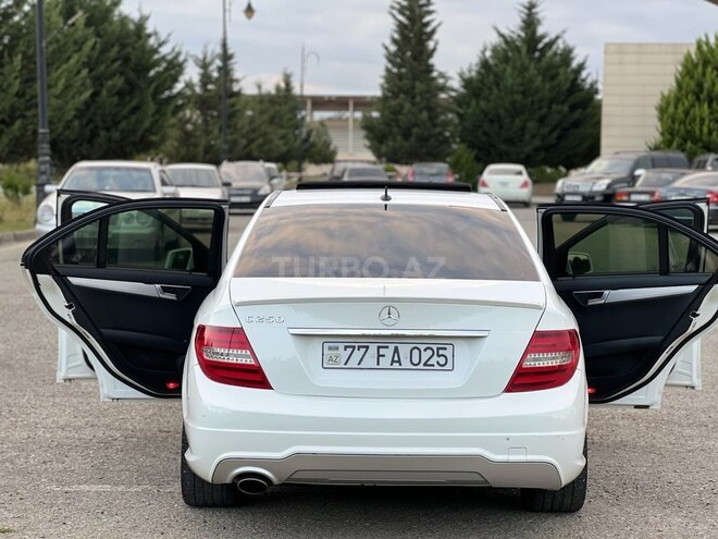 Mercedes C 250 2014, 245,000 km - 1.8 л - Bakı