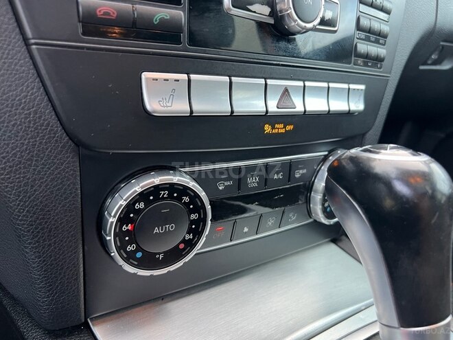 Mercedes C 250 2014, 245,000 km - 1.8 л - Bakı