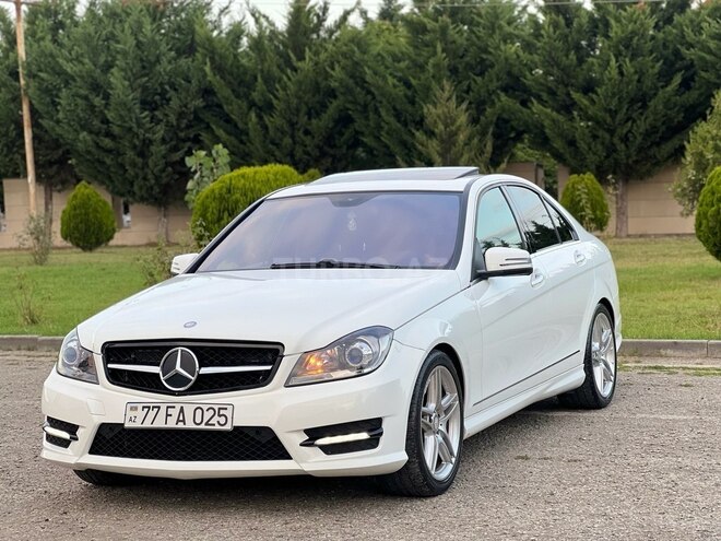 Mercedes C 250 2014, 245,000 km - 1.8 л - Bakı