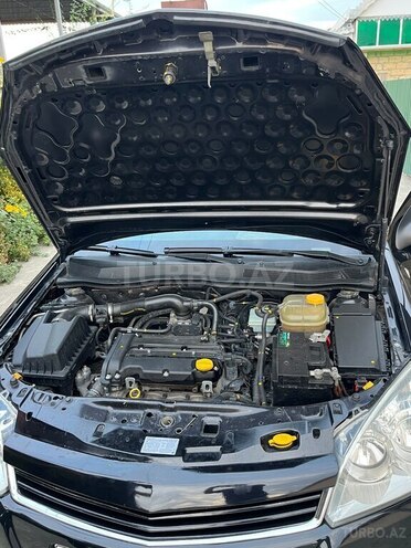 Opel Astra 2009, 279,014 km - 1.4 l - Tovuz
