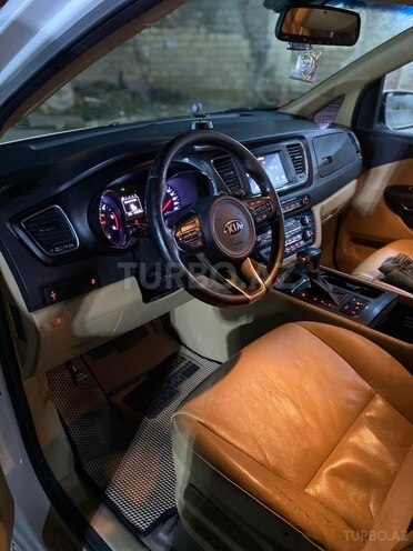 Kia Carnival 2017, 140,000 km - 2.2 l - Bakı