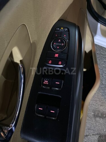 Kia Carnival 2017, 140,000 km - 2.2 l - Bakı