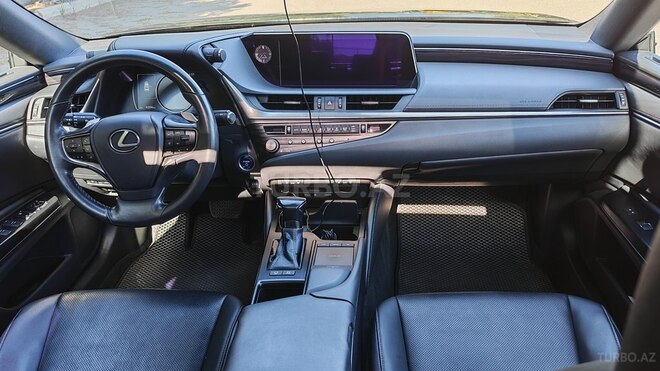 Lexus ES 300h 2021, 89,000 km - 2.5 l - Bakı