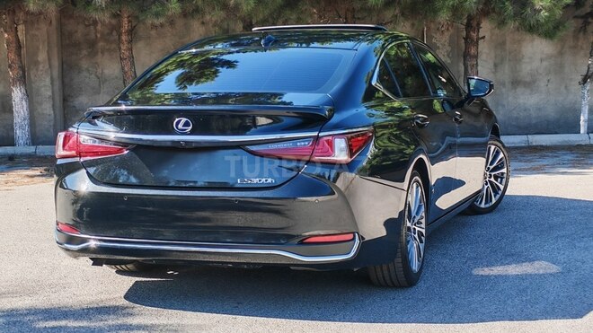 Lexus ES 300h 2021, 89,000 km - 2.5 l - Bakı