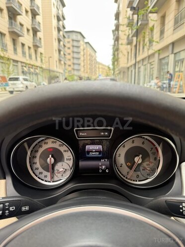 Mercedes GLA 250 2016, 239,200 km - 2.0 l - Bakı
