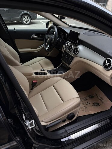 Mercedes GLA 250 2016, 239,200 km - 2.0 l - Bakı