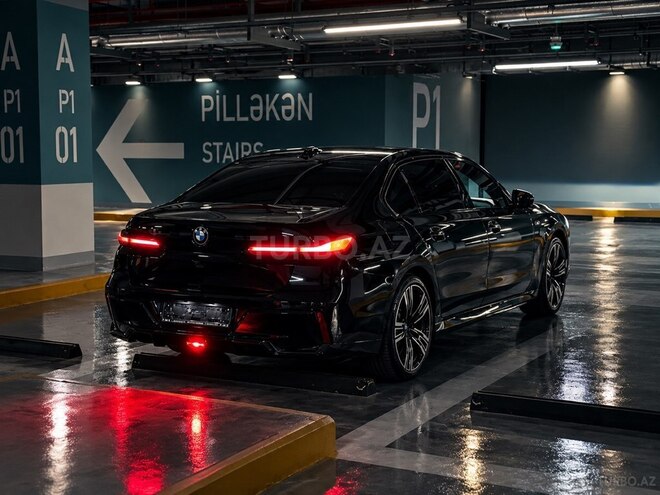BMW i7 2023, 36,000 km - 0.0 л - Bakı