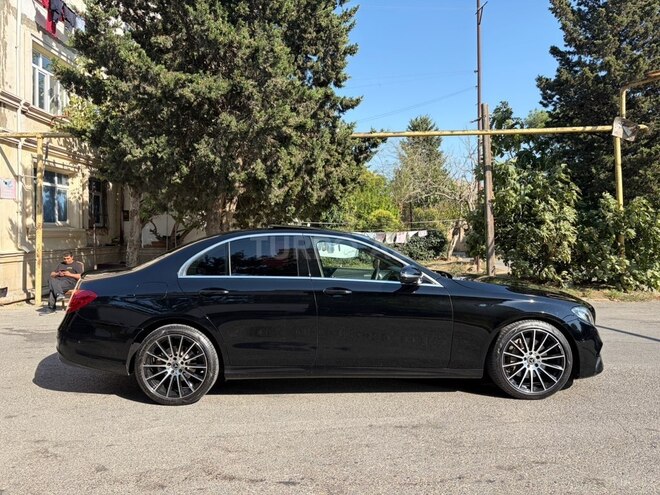 Mercedes E 220 d 2017, 182,000 km - 2.1 l - Bakı