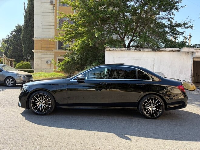 Mercedes E 220 d 2017, 182,000 km - 2.1 l - Bakı
