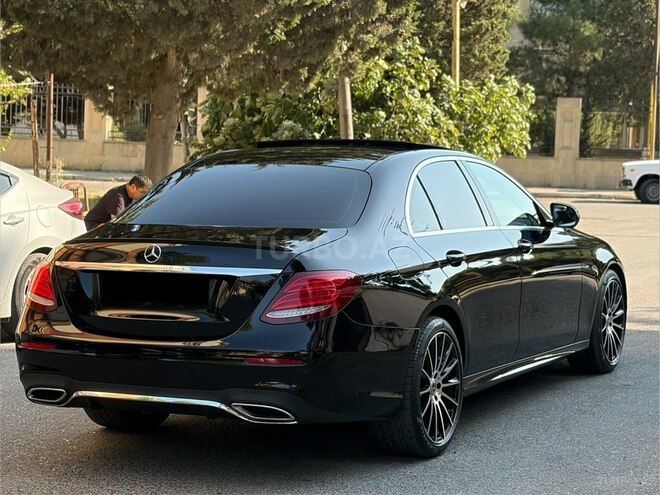 Mercedes E 220 d 2017, 182,000 km - 2.1 l - Bakı