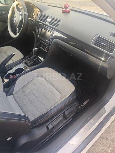 Volkswagen Passat (North America) 2014, 160,000 km - 1.8 l - Naxçıvan
