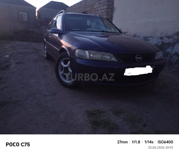 Opel Vectra 1996, 335,000 km - 2.0 l - Sumqayıt