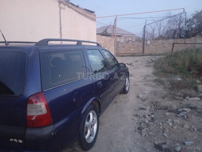 Opel Vectra 1996, 335,000 km - 2.0 l - Sumqayıt