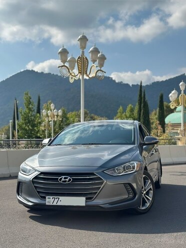 Hyundai Elantra 2017, 210,824 km - 2.0 l - Qəbələ