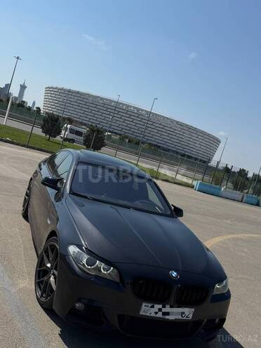 BMW 528 2013, 296,000 km - 2.0 l - Bakı