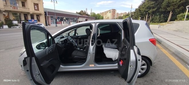Opel Meriva 2014, 214,000 km - 1.4 l - Bakı