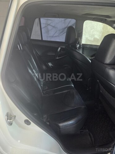 Toyota RAV4 2010, 156,553 km - 2.0 l - Quba