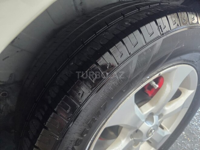 Toyota RAV4 2010, 156,553 km - 2.0 l - Quba