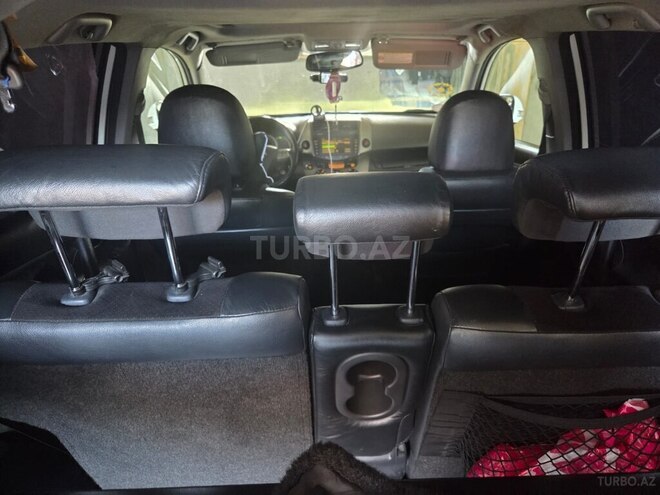 Toyota RAV4 2010, 156,553 km - 2.0 l - Quba