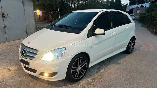 Mercedes B 170 2011, 178,000 km - 1.7 л - Sumqayıt