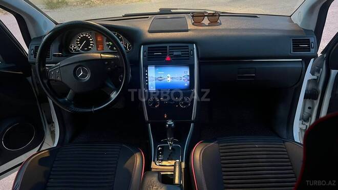 Mercedes B 170 2011, 178,000 km - 1.7 л - Sumqayıt