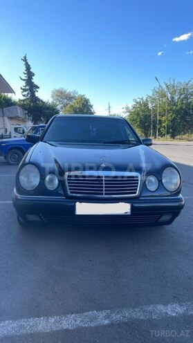 Mercedes E 240 1998, 360,000 km - 2.4 l - Şəmkir