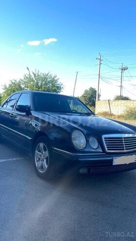 Mercedes E 240 1998, 360,000 km - 2.4 l - Şəmkir