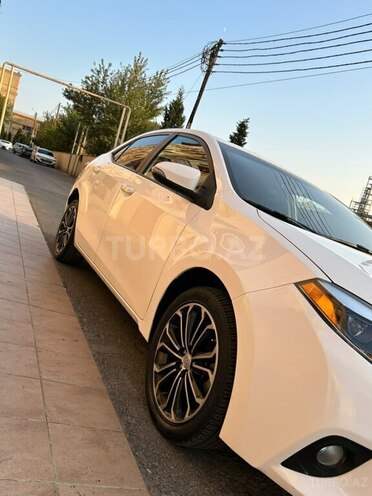Toyota Corolla 2015, 124,000 km - 1.8 l - Bakı