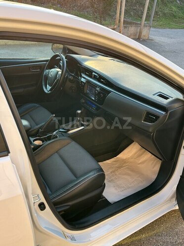 Toyota Corolla 2015, 124,000 km - 1.8 l - Bakı