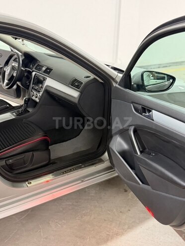Volkswagen Passat 2012, 204,967 km - 2.5 l - Sumqayıt