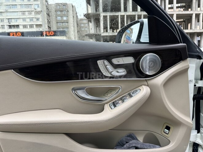 Mercedes C 300 2016, 141,200 km - 2.0 l - Bakı