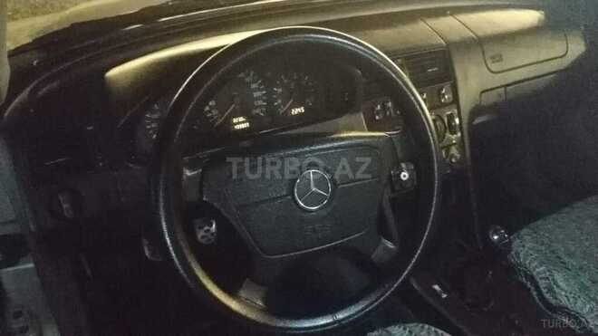 Mercedes C 200 1999, 495,000 km - 2.0 л - Ucar