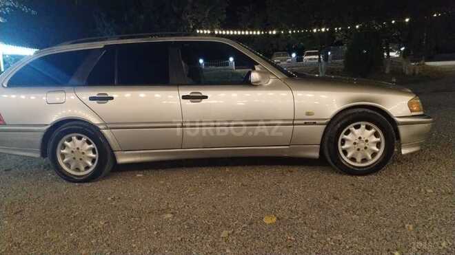 Mercedes C 200 1999, 495,000 km - 2.0 л - Ucar