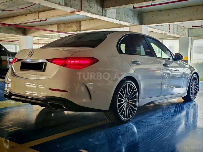 Mercedes C 300 e 2023, 49,500 km - 2.0 л - Bakı
