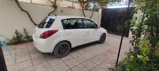 Nissan Tiida 2008, 284,315 km - 1.6 л - Bakı