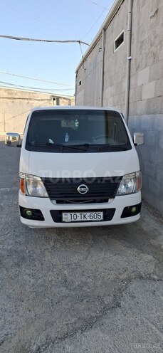 Nissan Urvan 2007, 359,800 km - 3.0 l - Bakı