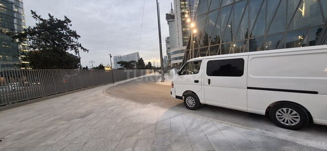 Nissan Urvan 2007, 359,800 km - 3.0 l - Bakı
