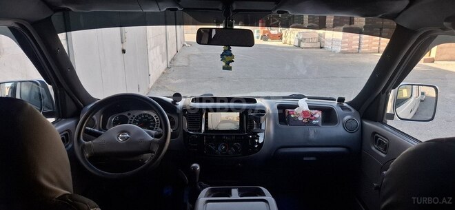 Nissan Urvan 2007, 359,800 km - 3.0 l - Bakı