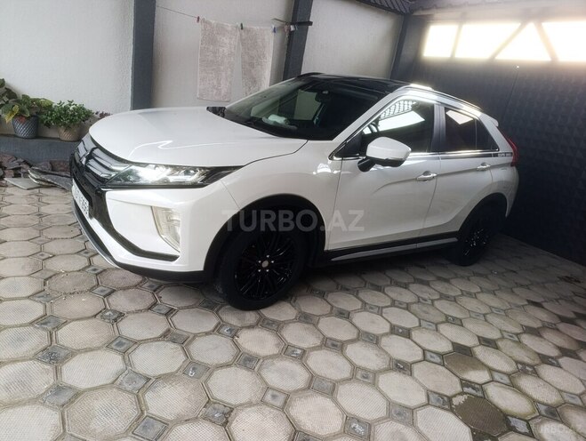 Mitsubishi Eclipse Cross 2019, 98,000 km - 1.5 л - Qax