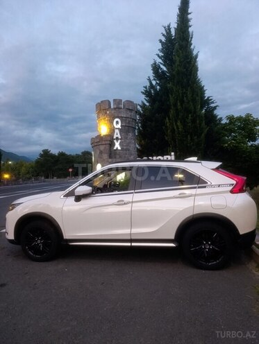 Mitsubishi Eclipse Cross 2019, 98,000 km - 1.5 л - Qax