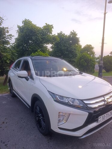 Mitsubishi Eclipse Cross 2019, 98,000 km - 1.5 л - Qax