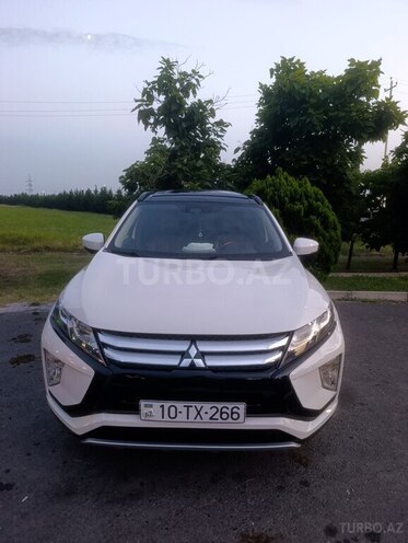 Mitsubishi Eclipse Cross 2019, 98,000 km - 1.5 л - Qax