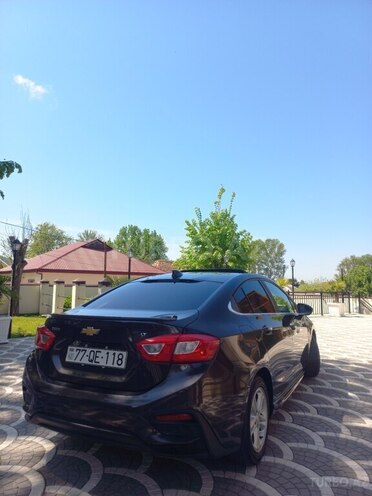 Chevrolet Cruze 2016, 202,000 km - 1.4 л - Qax