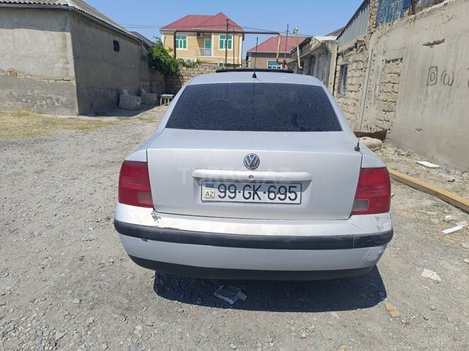 Volkswagen Passat 1999, 320,000 km - 1.6 л - Sumqayıt