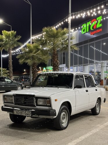 LADA (VAZ) 2107 2008, 230,000 km - 1.6 l - Ucar